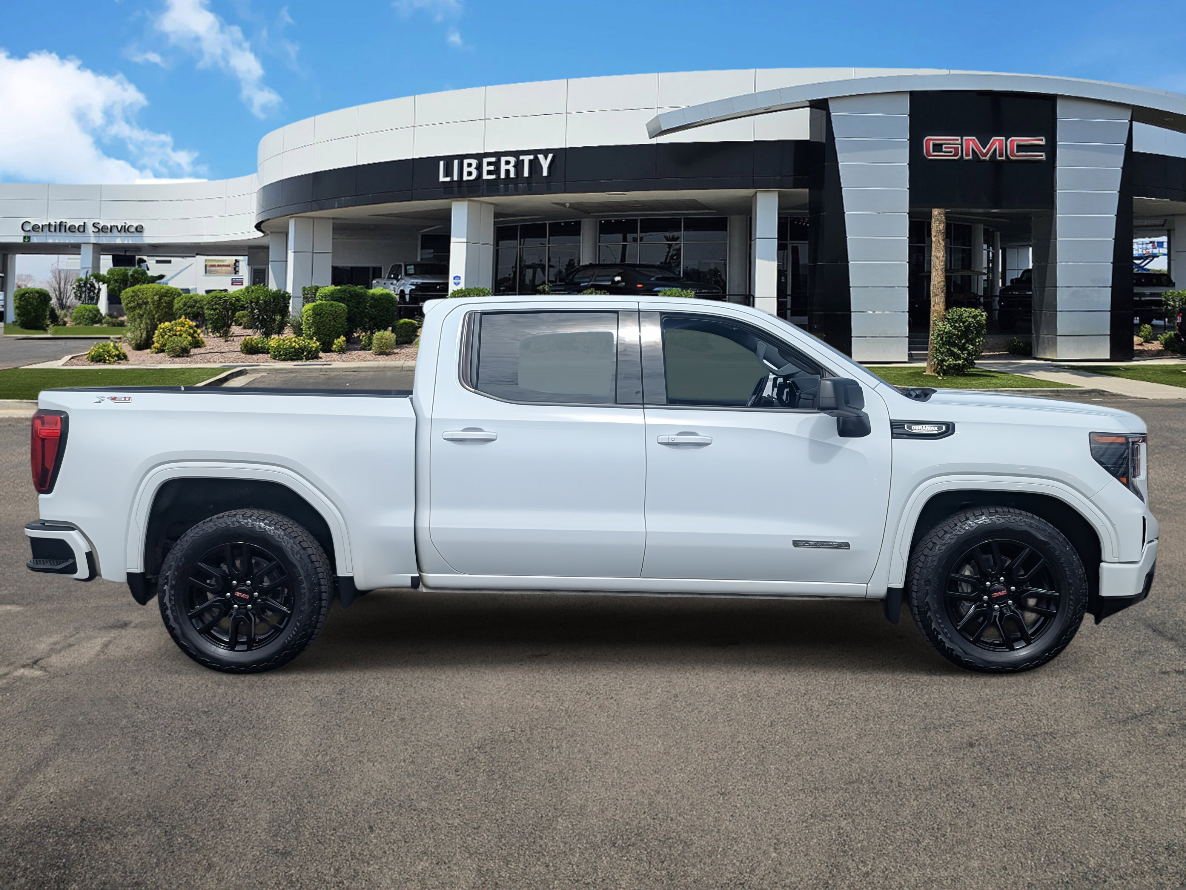 2022 Gmc Sierra Elevation photo 2