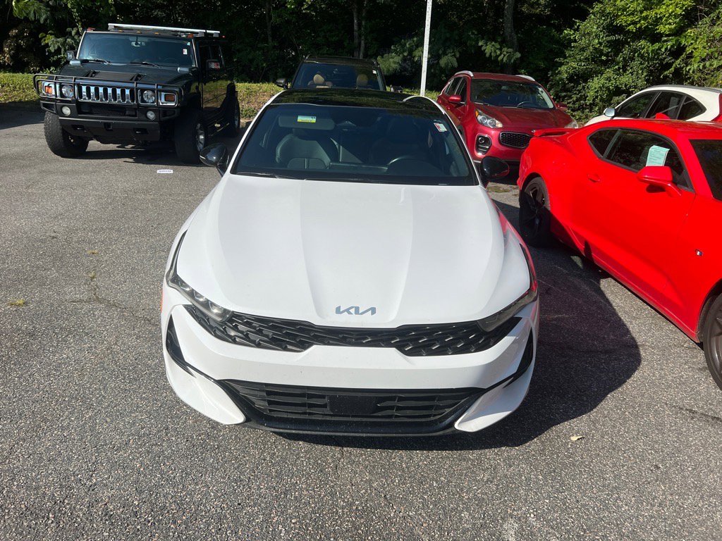 2023 Kia K5 GT-Line photo 2