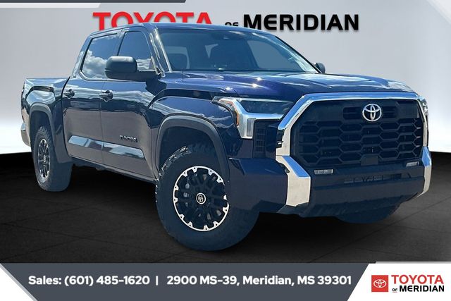 2022 Toyota Tundra SR5's photo