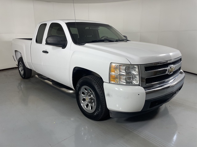 2008 Chevrolet Silverado 1500 LT photo 2