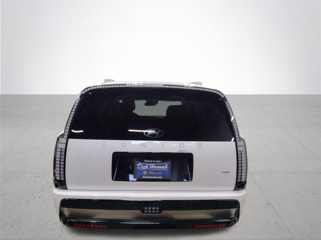 2026 Hyundai Ioniq photo 10