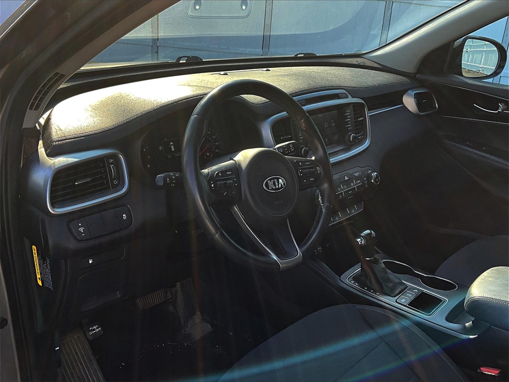 2018 Kia Sorento LX photo 8
