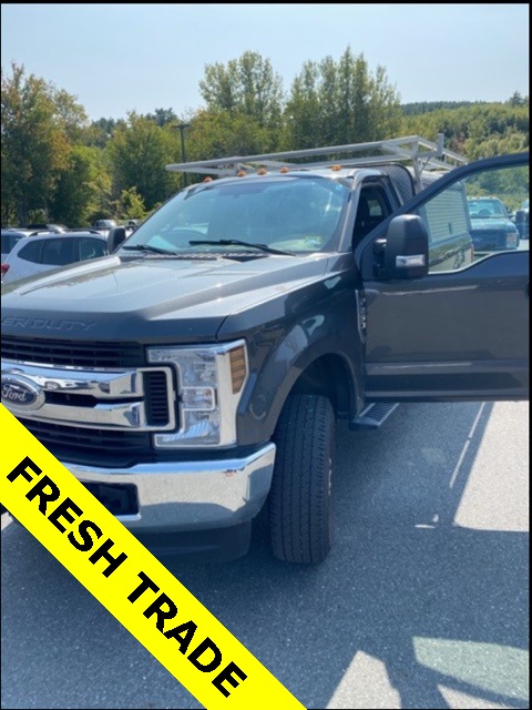 2019 Ford F-250 photo 2