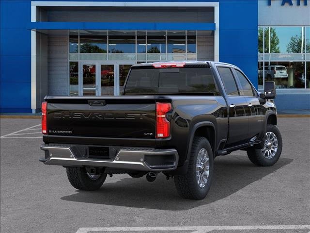 2025 Chevrolet Silverado 2500HD LTZ photo 3