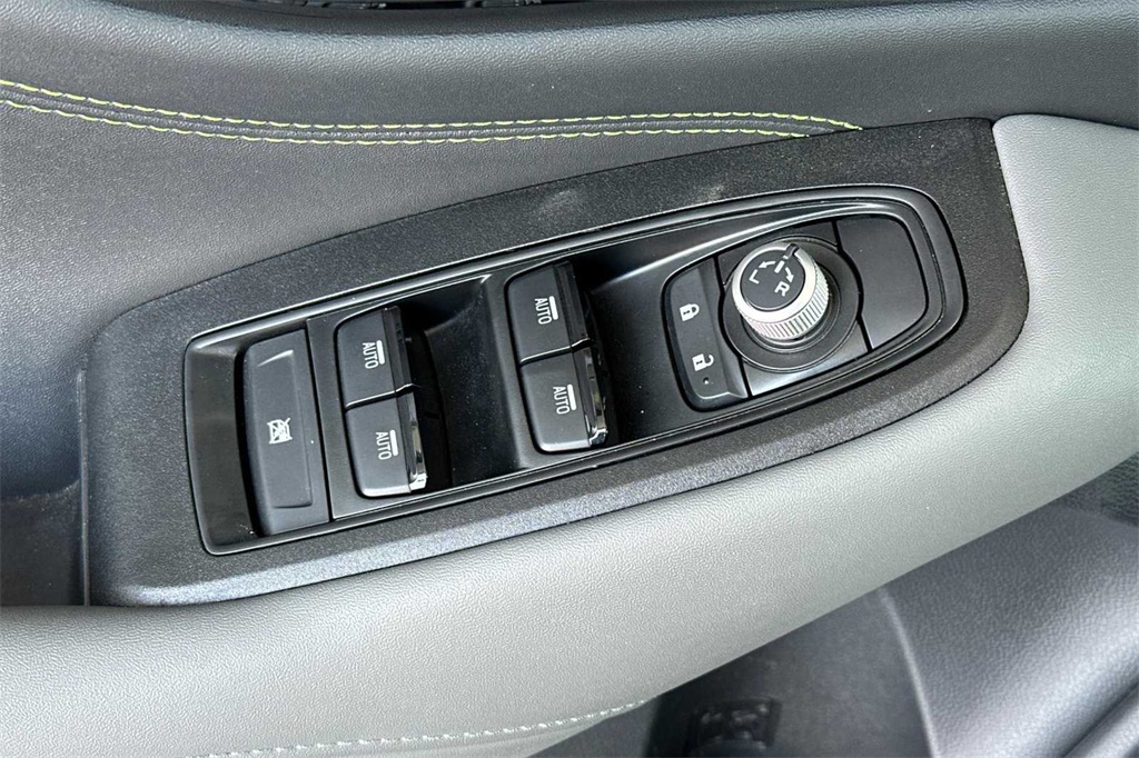 2025 Subaru Outback Onyx Edition photo 12