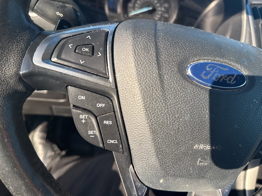 2017 Ford Edge SEL photo 26