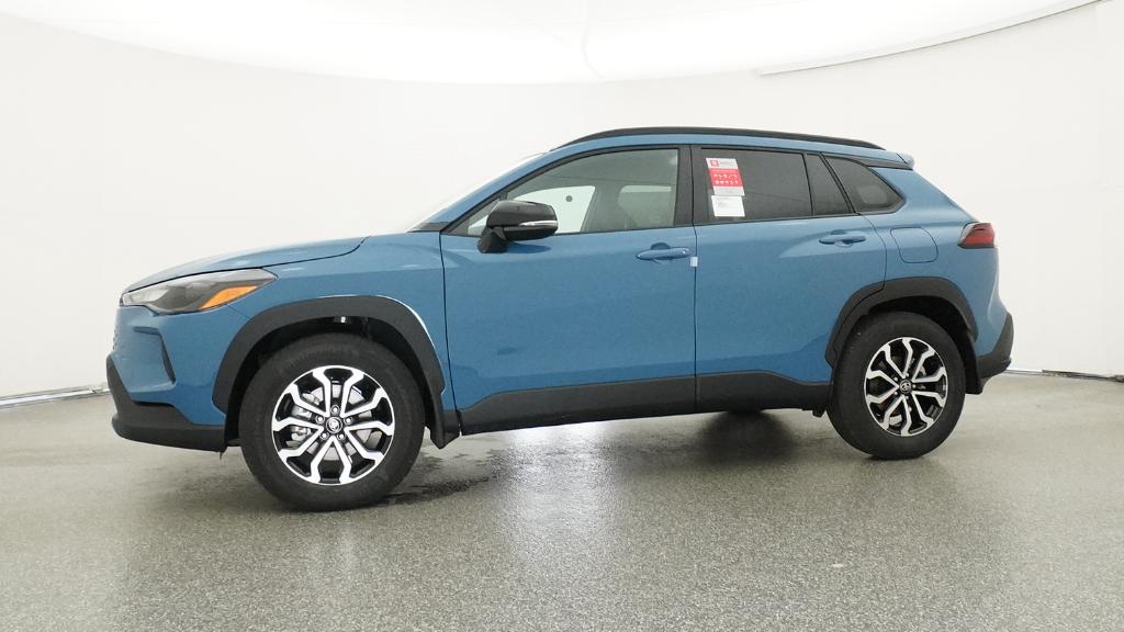 2026 Toyota Corolla Cross XLE XSE photo 6
