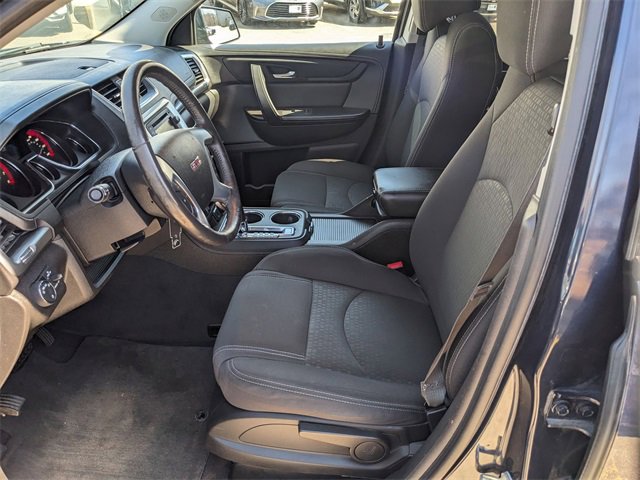 2015 Gmc Acadia SLE photo 4