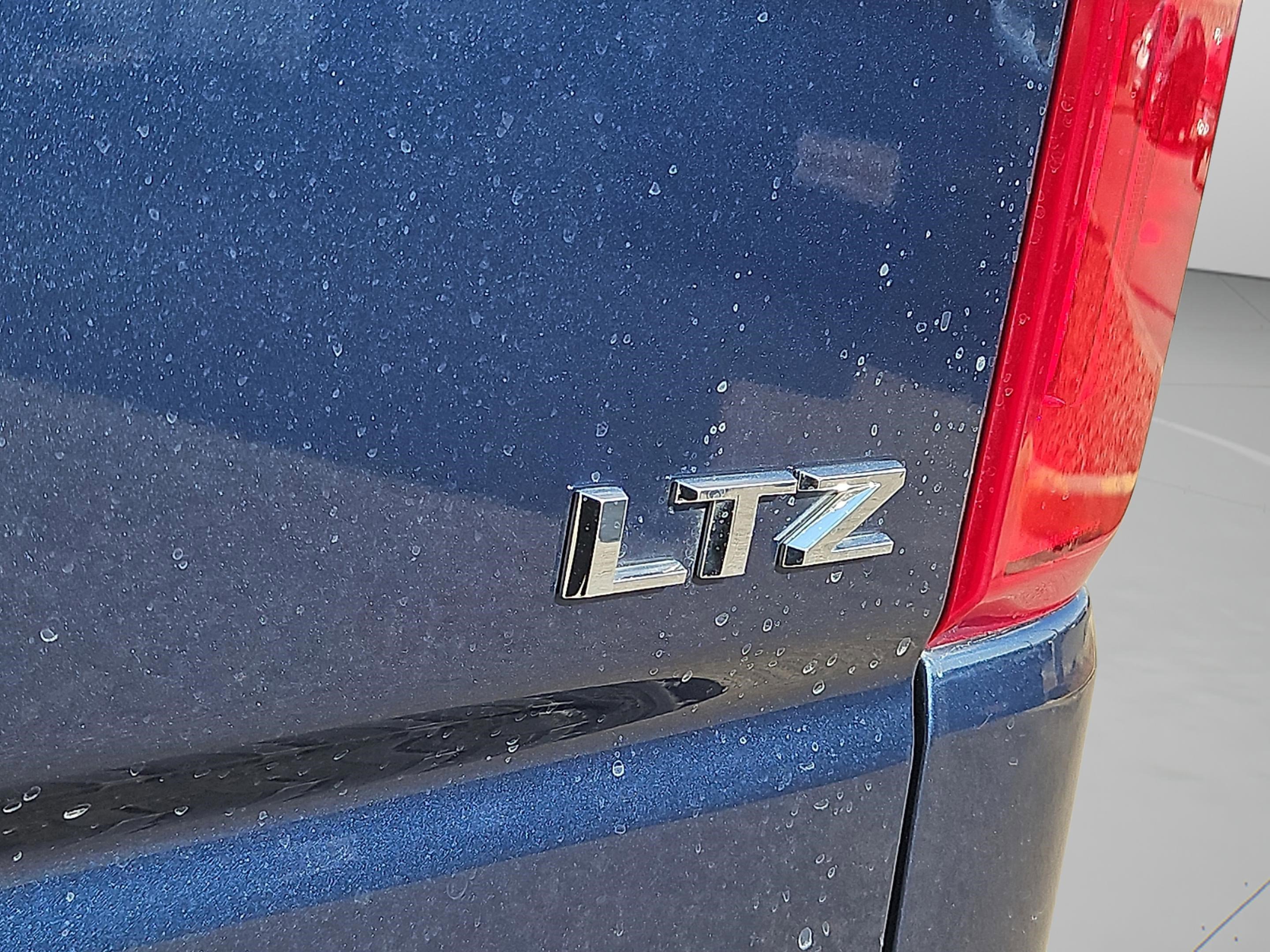 2021 Chevrolet Silverado LTZ photo 34