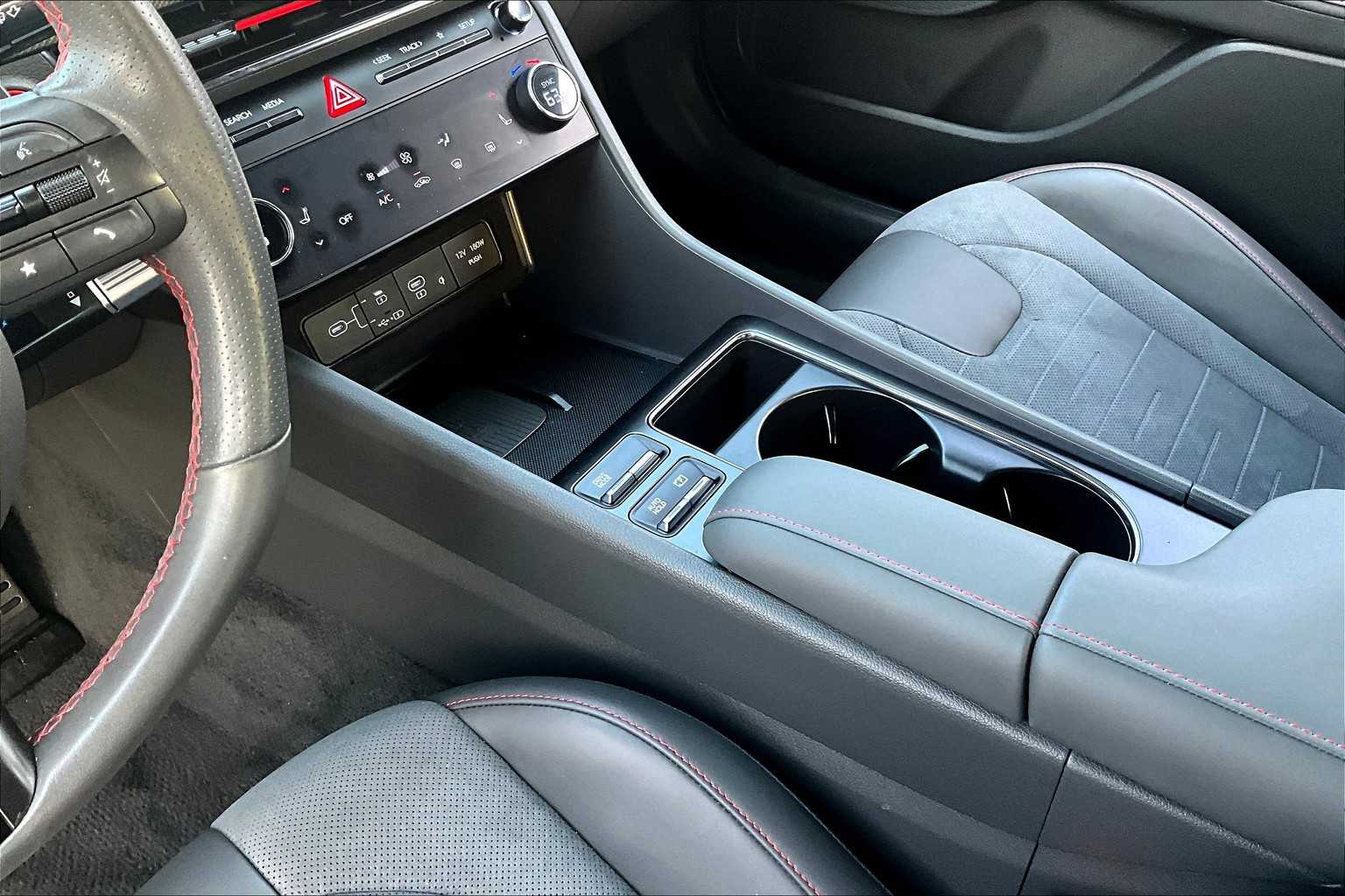 2024 Hyundai Sonata N Line photo 15