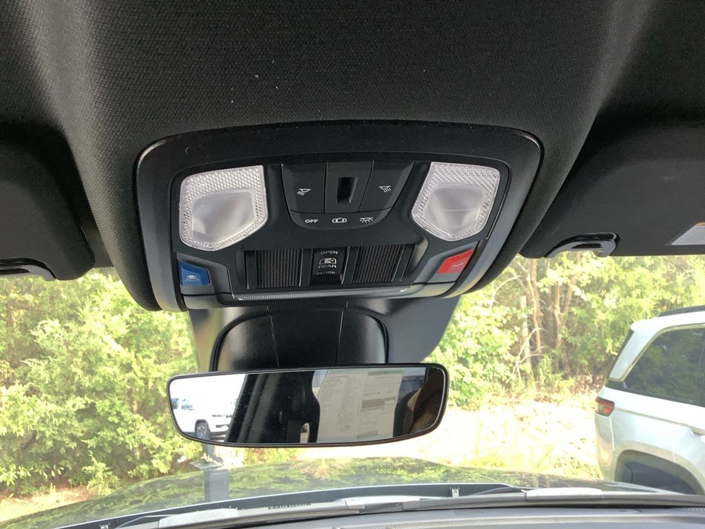 2025 Ram 2500 Tradesman photo 18