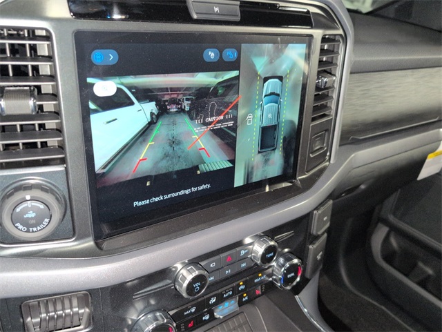 2025 Ford F-150 XLT photo 12