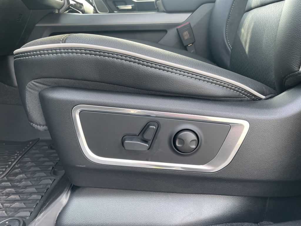 2026 Ram 1500 Laramie photo 16