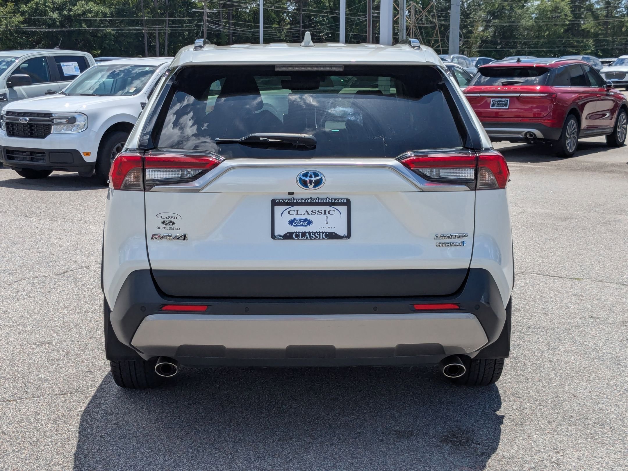 2022 Toyota RAV4 Hybrid Limited photo 5