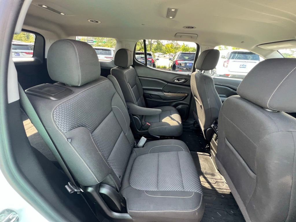2022 Gmc Acadia SLE photo 20