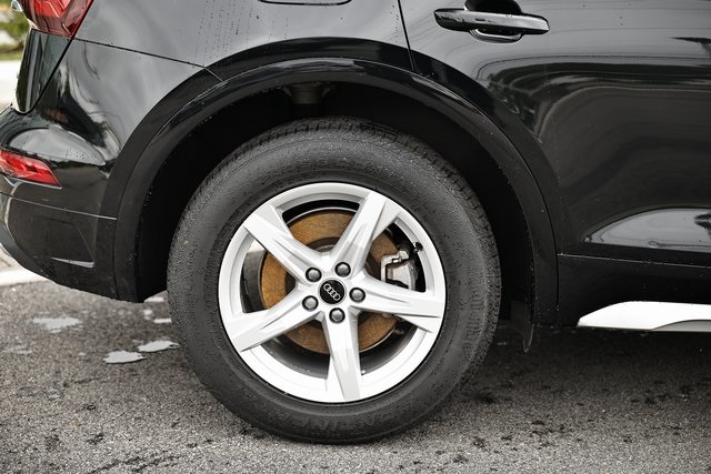 2023 Audi Q5 40 Premium photo 5
