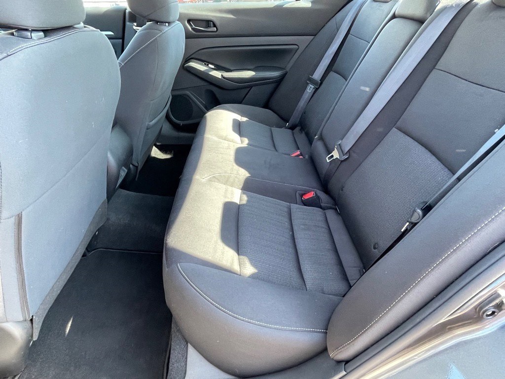2023 Nissan Altima 2.5 SV photo 13