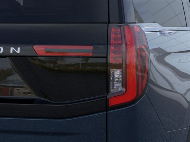 2025 Ford Expedition Platinum photo 19