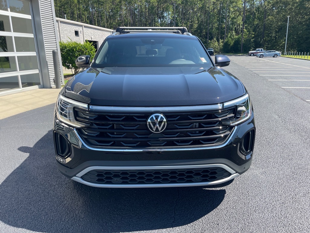 2026 Volkswagen Atlas Cross Sport SE photo 2