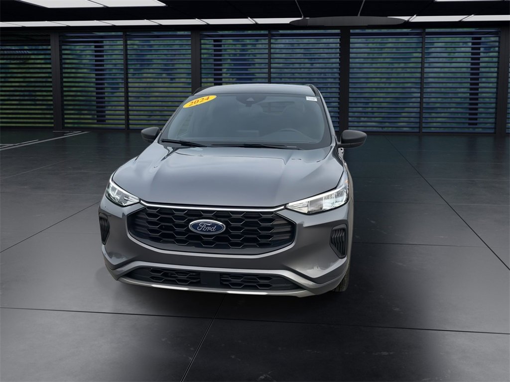 2024 Ford Escape ST-Line photo 3