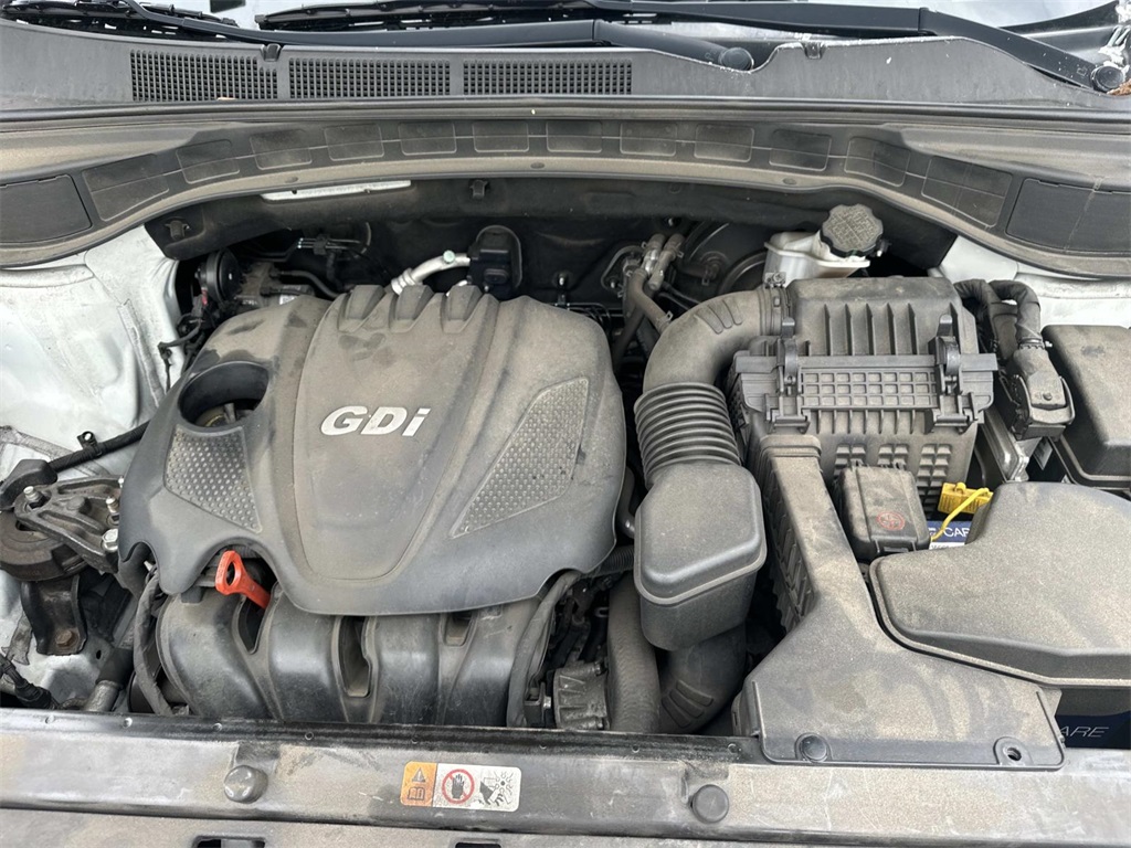 2016 Hyundai Santa Fe Sport Base photo 2