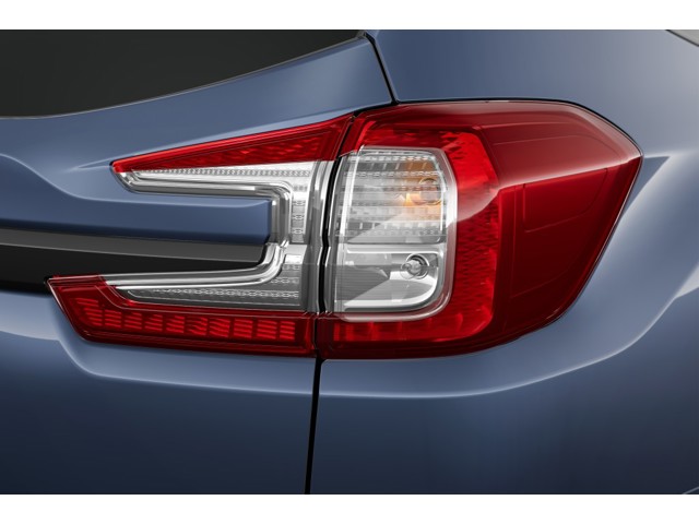 2025 Subaru Ascent Onyx Edition Touring photo 13