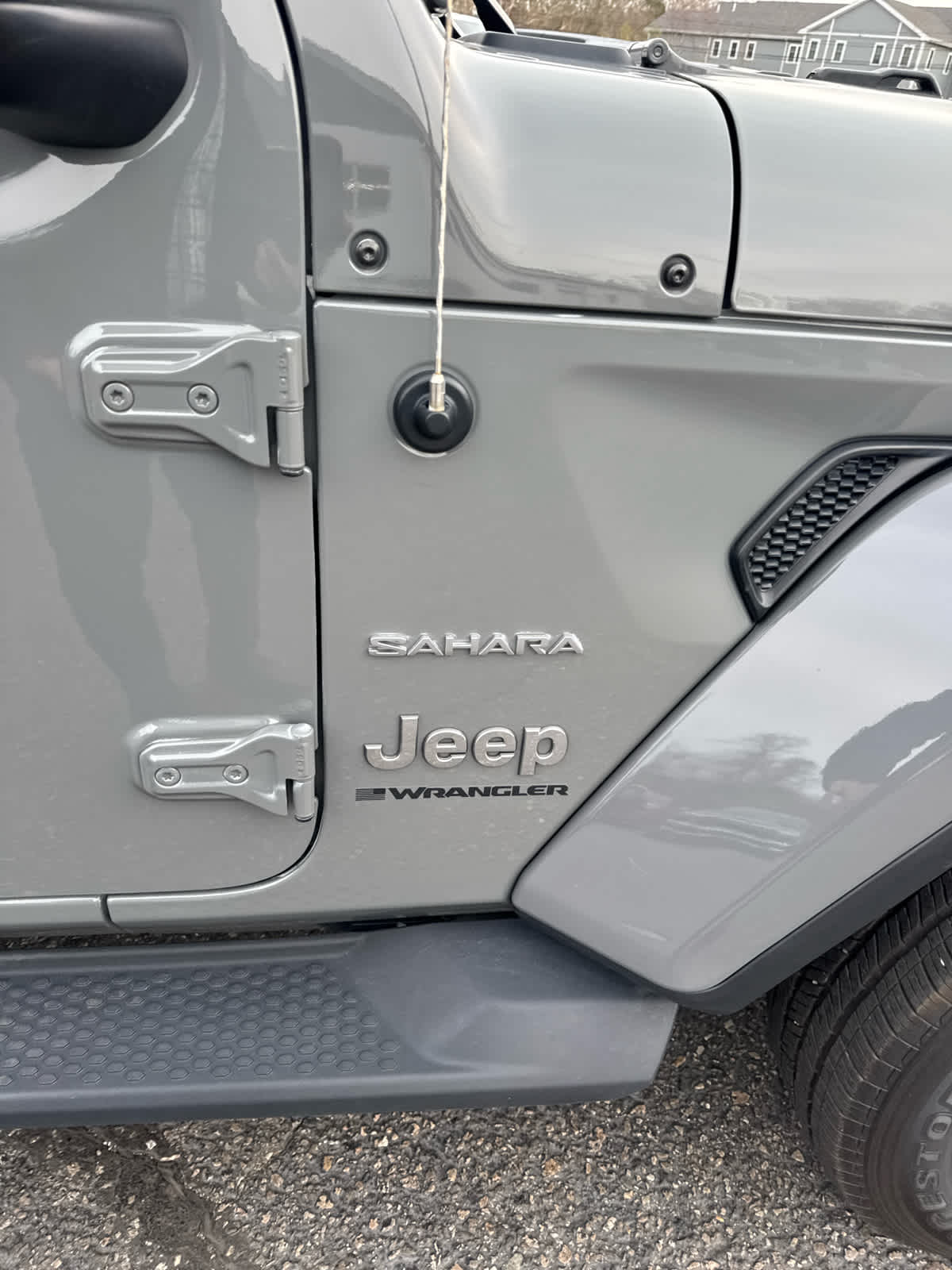 2023 Jeep Wrangler Sahara photo 23