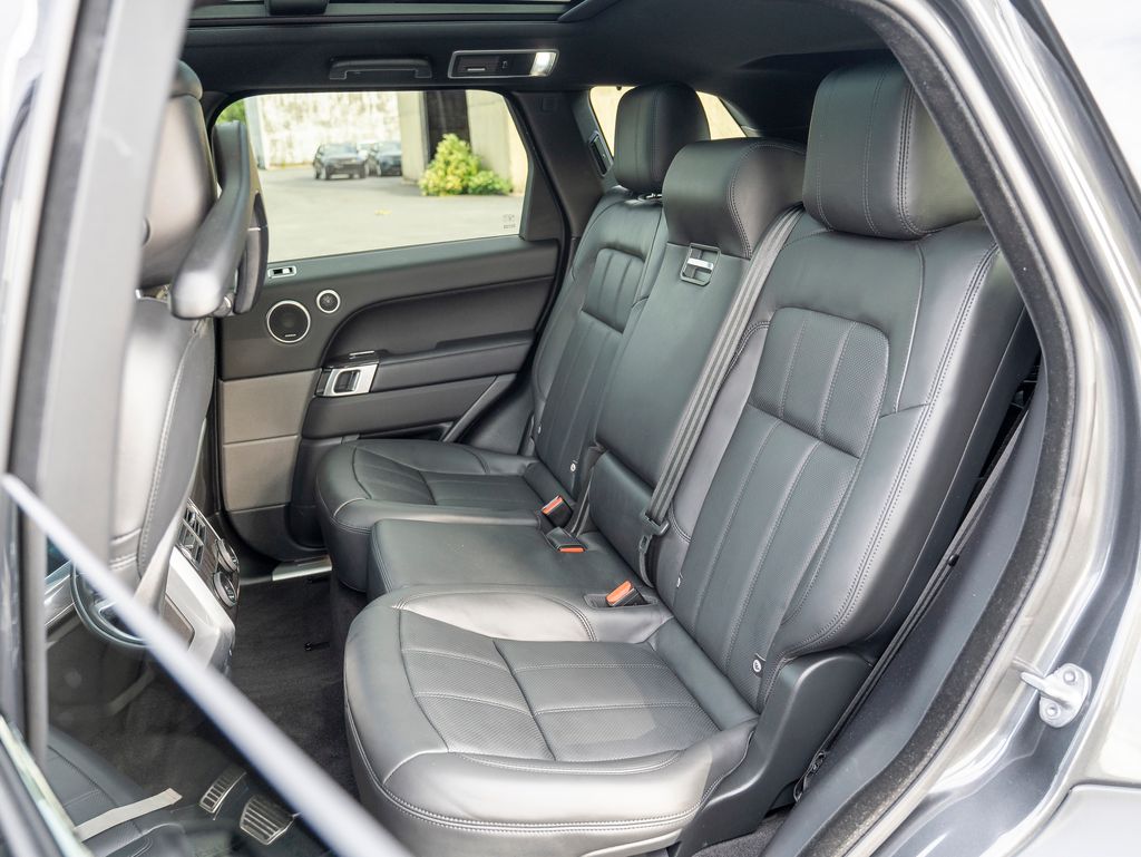 2022 Land Rover Range Rover Sport HSE Silver Edition photo 34