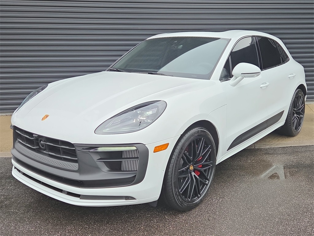 2026 Porsche Macan GTS's photo