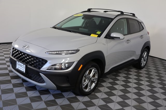 2023 Hyundai Kona SEL photo 4