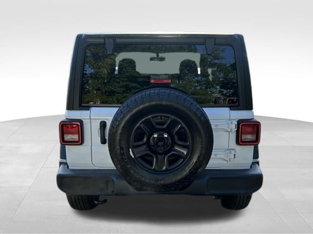 2025 Jeep Wrangler Sport photo 5
