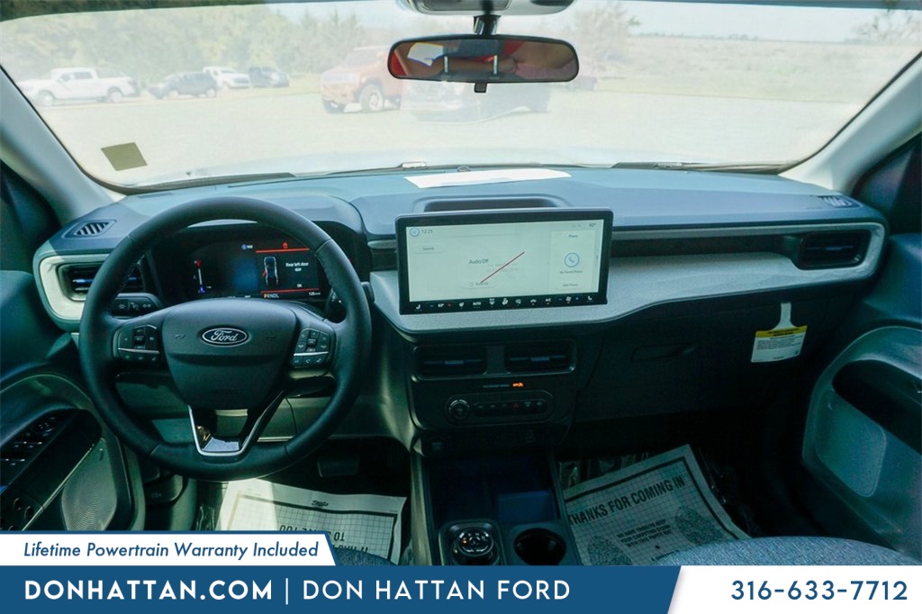 2025 Ford Maverick XLT photo 3
