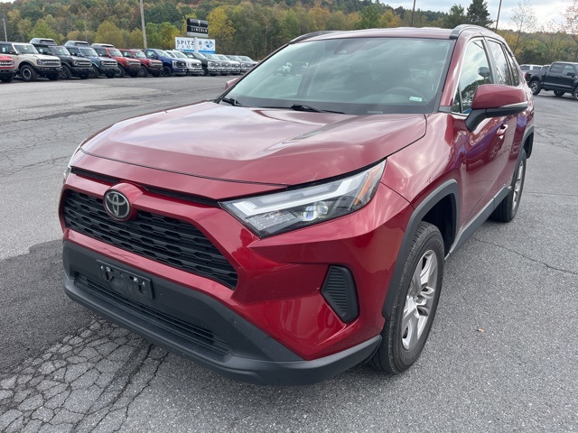 2023 Toyota RAV4 XLE photo 8