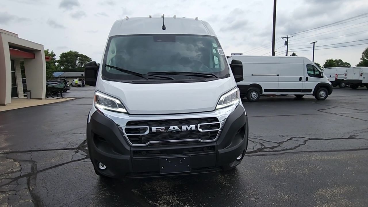 2024 Ram ProMaster 2500 photo 3