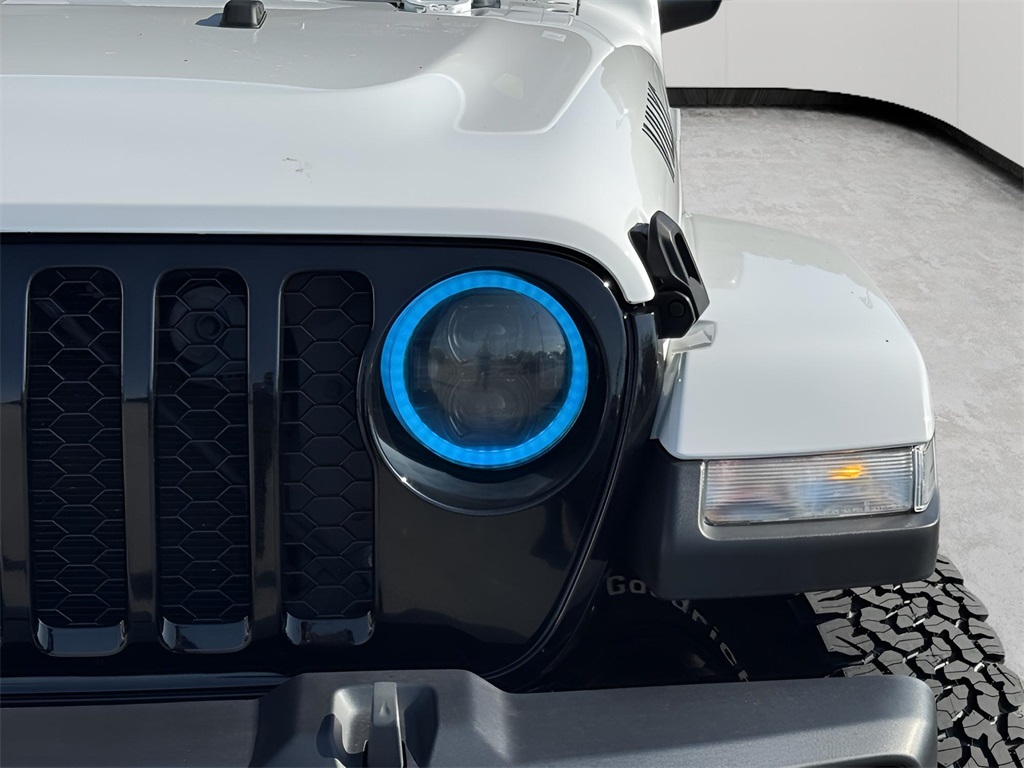 2021 Jeep Gladiator Willys photo 20