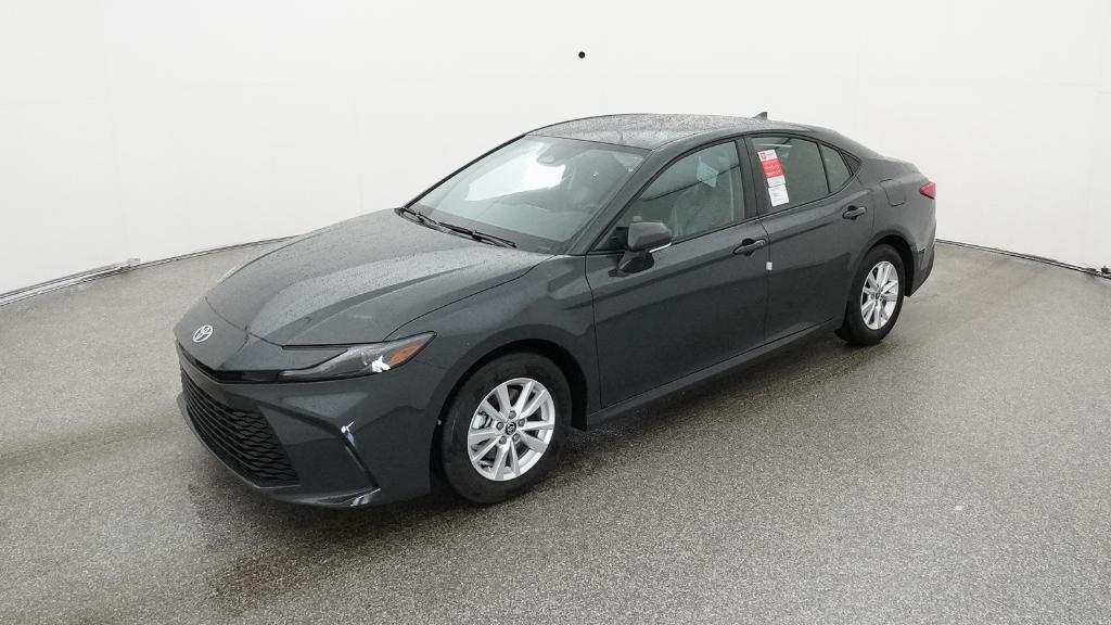 2026 Toyota Camry LE's photo