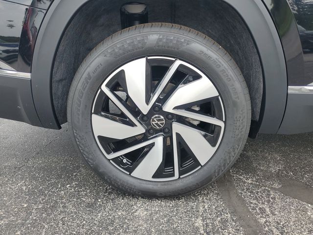 2025 Volkswagen Atlas SEL photo 3