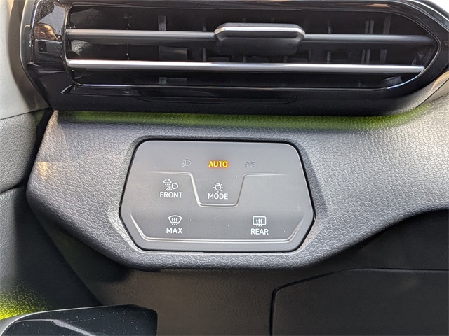 2025 Volkswagen ID.4 Pro S photo 26