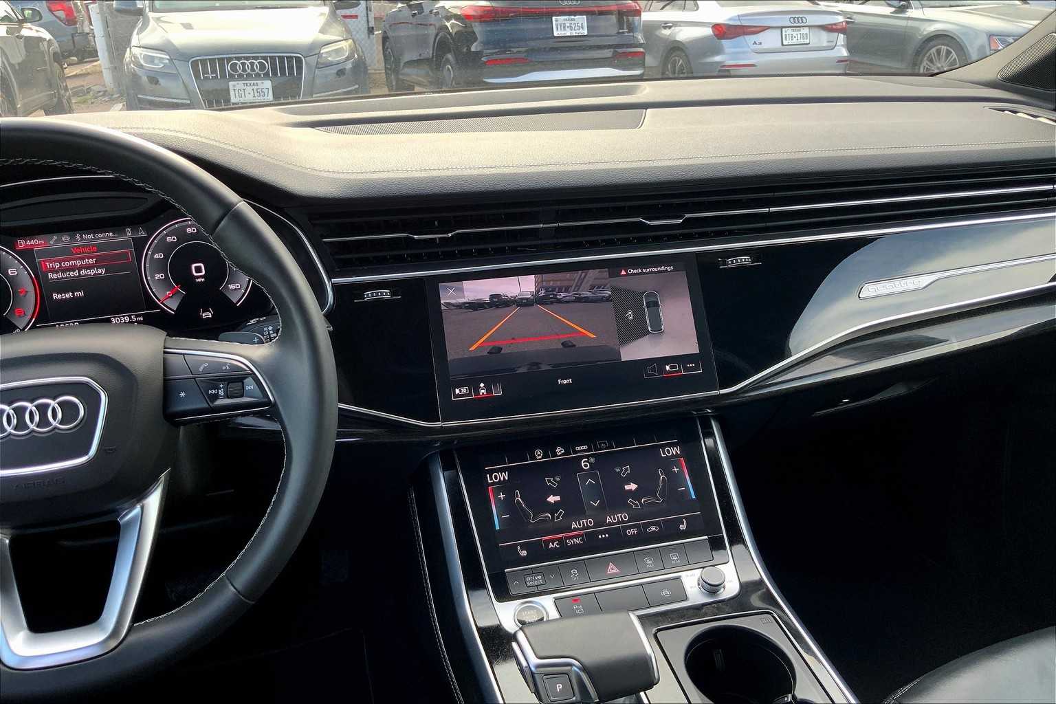 2025 Audi Q7 Premium Plus photo 4