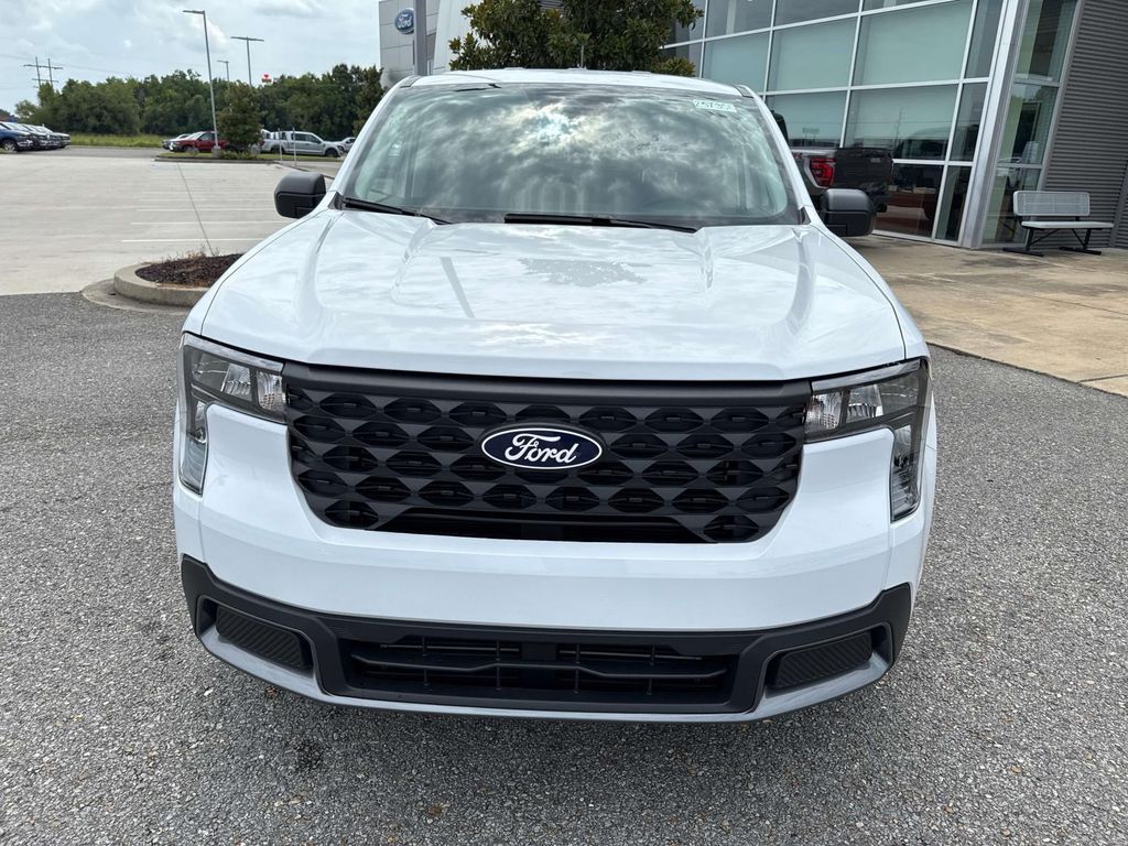 2025 Ford Maverick XLT photo 2
