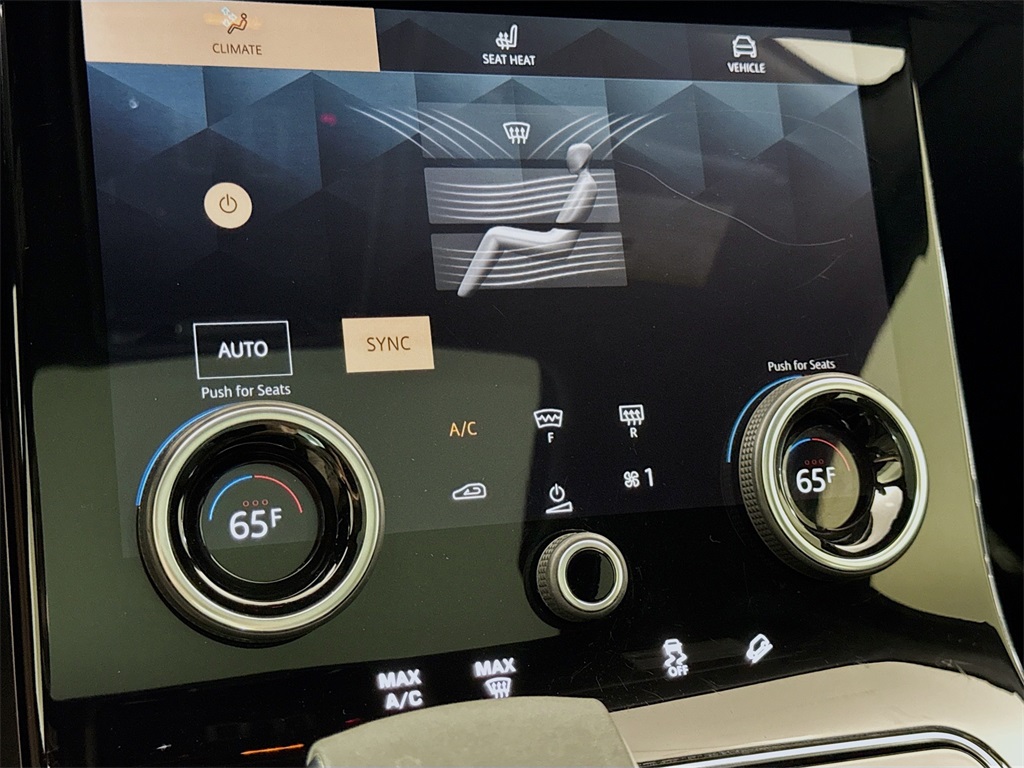 2023 Land Rover Range Rover Velar S photo 29