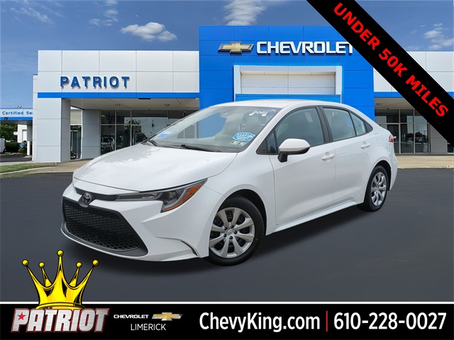 2021 Toyota Corolla LE's photo