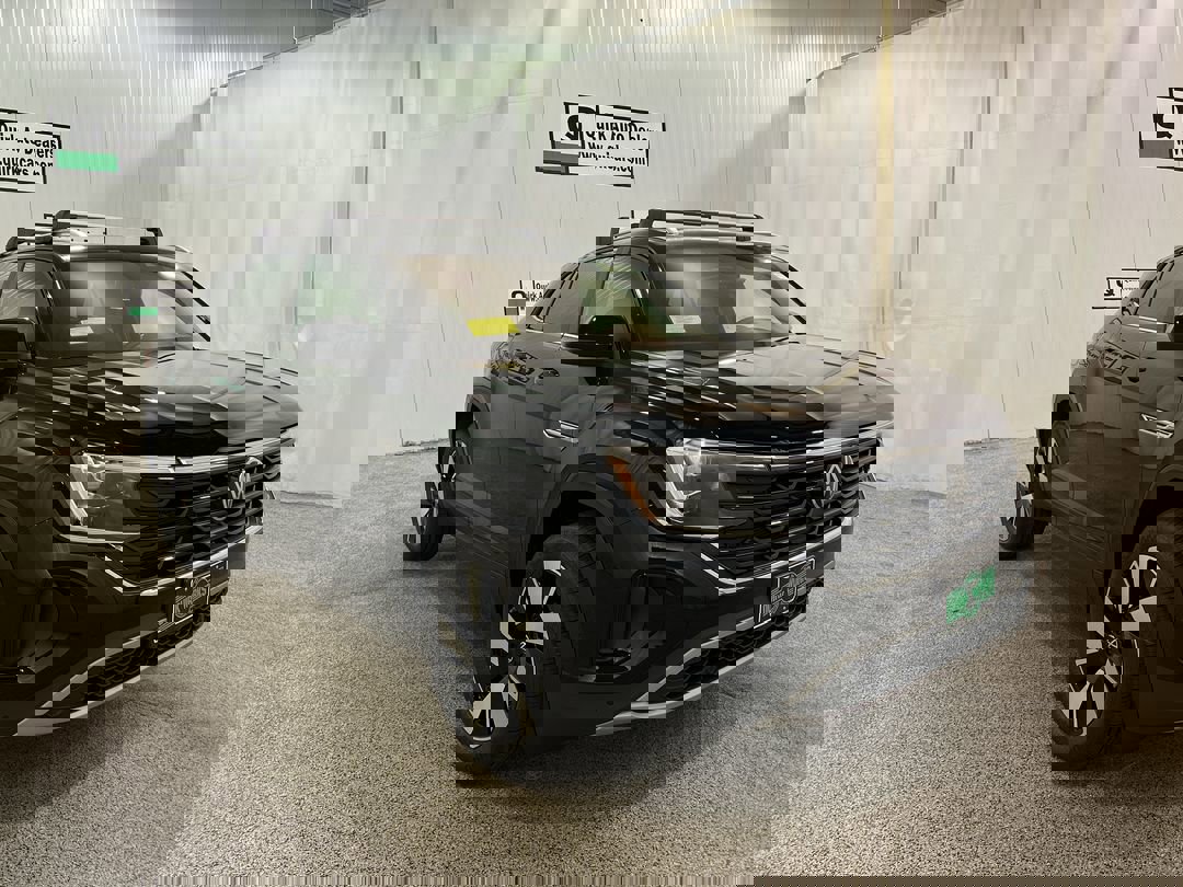 2026 Volkswagen Atlas Cross Sport SE w/Tech's photo