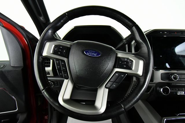 2022 Ford F-250 Lariat photo 2