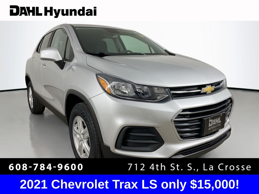 2021 Chevrolet Trax LS's photo