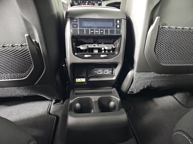 2025 Jeep Grand Cherokee Laredo X photo 26