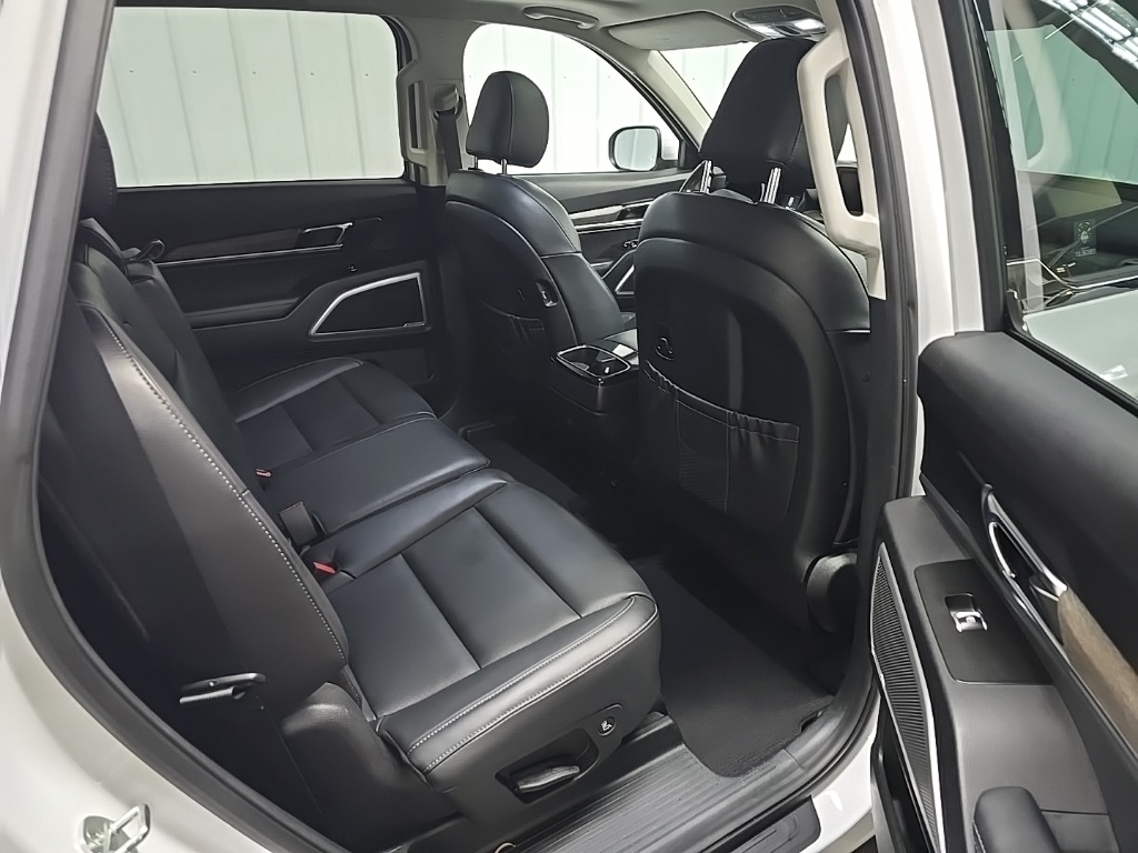 2021 Kia Telluride EX photo 17