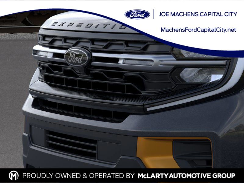 2025 Ford Expedition photo 13