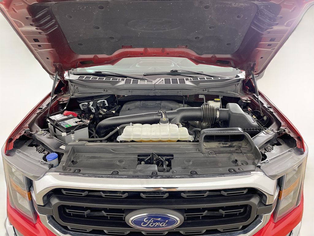 2023 Ford F-150 XLT photo 25