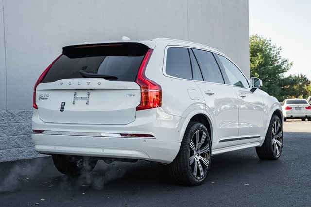 2025 Volvo XC90 T8 Plus photo 4
